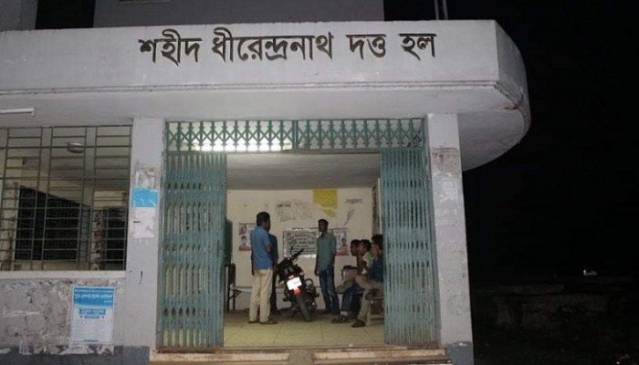 কুবিতে-ছাত্রলীগের-দুই-পক্ষে-মারামারি,-আহত-১০